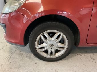 Renault Clio III 1.2 Confort - photo 10